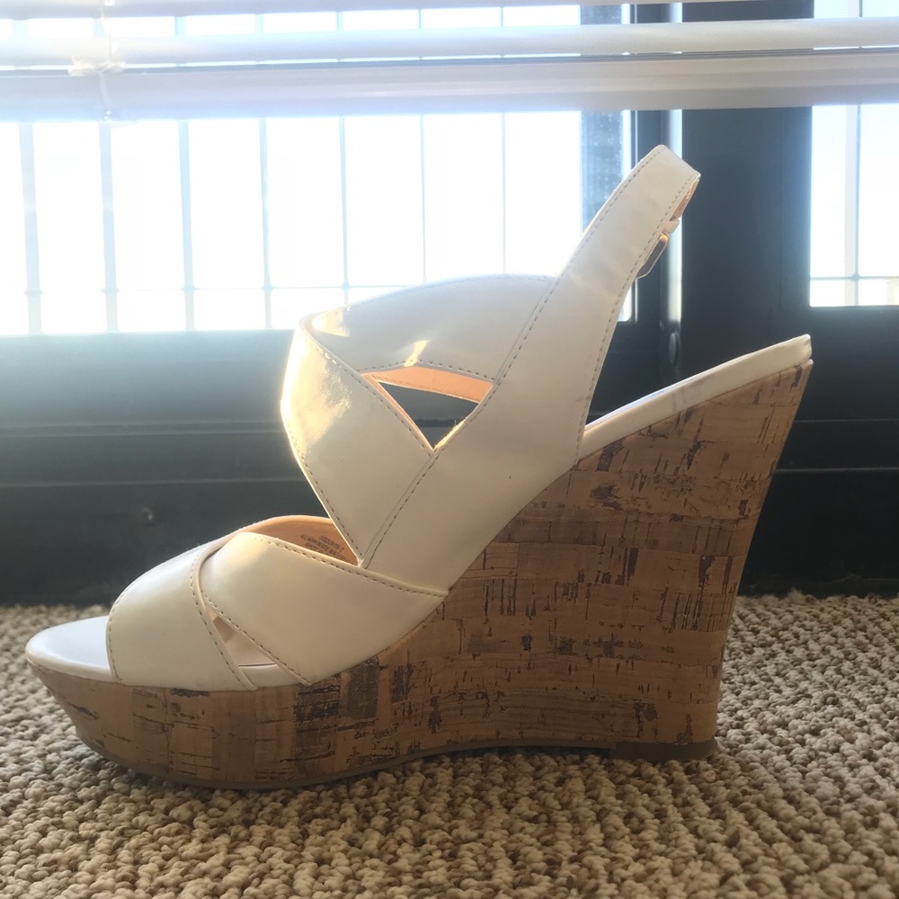 White wedges (size 10)